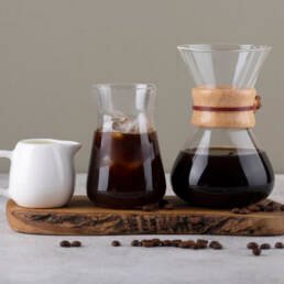 delicious-coffee-cups-arrangement ready to brew cold coffee at home